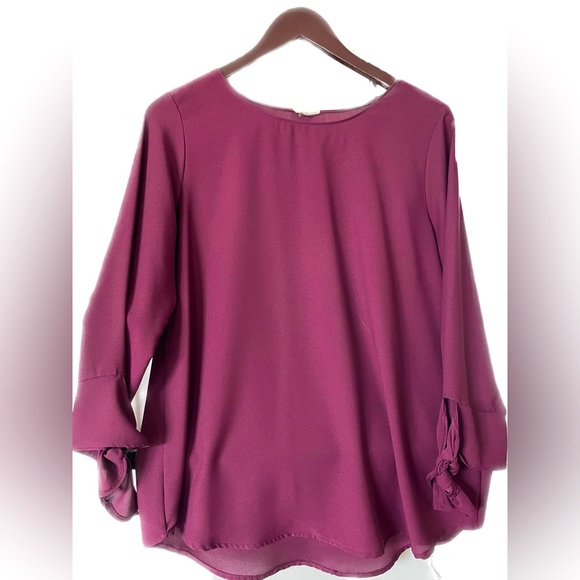 Women's Purple/Burgundy Scoop Neck Blouse with Tie Detail at Sleeves Size L - Picture 1 of 4
